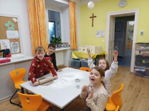 vssanktjohann_5_Lebkuchen backen