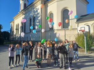 vssanktjohann_4b_Wünsche steigen lassen_2